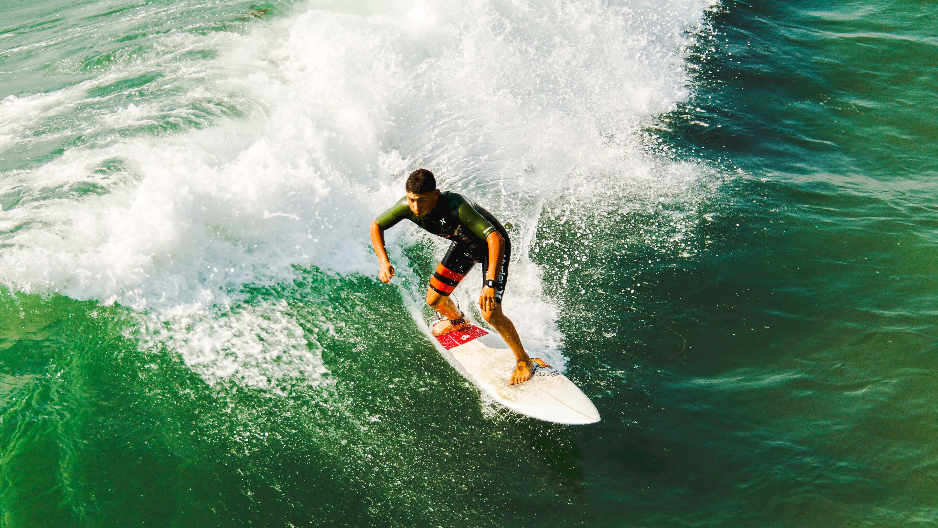 世界杯激战正酣,豪门对决引爆全球热潮,新星闪耀改写足坛格局