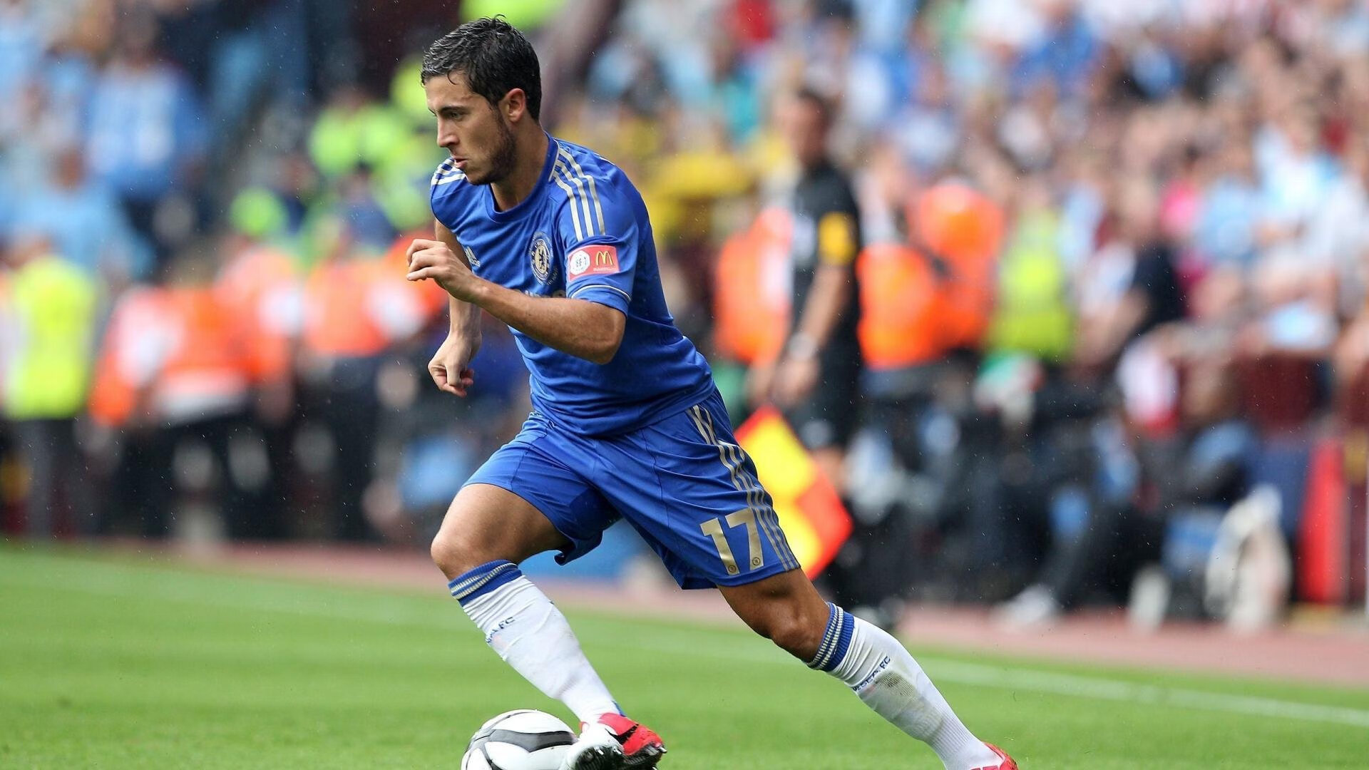 彩经走势图：皇家马德里与巴塞罗那上演巅峰对决，西甲争冠悬念再起